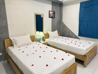 Twin Room — Silver Lantern Hanoi Hotel